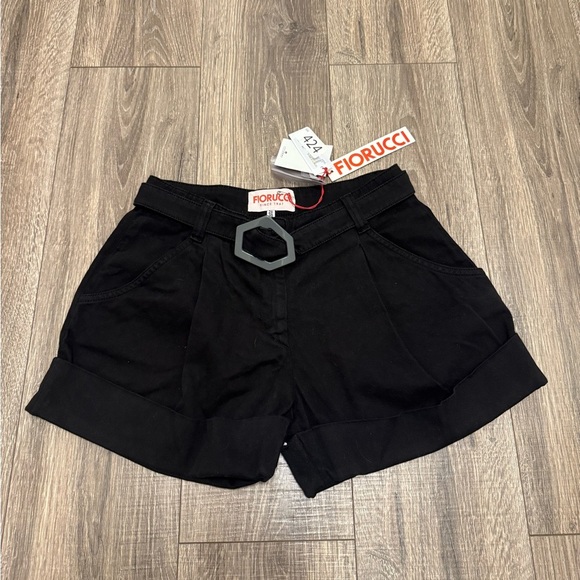 FIORUCCI Cotton Shorts in Black With Belt Buckle Size IT 40 Us Size 26 Waist - Picture 1 of 5